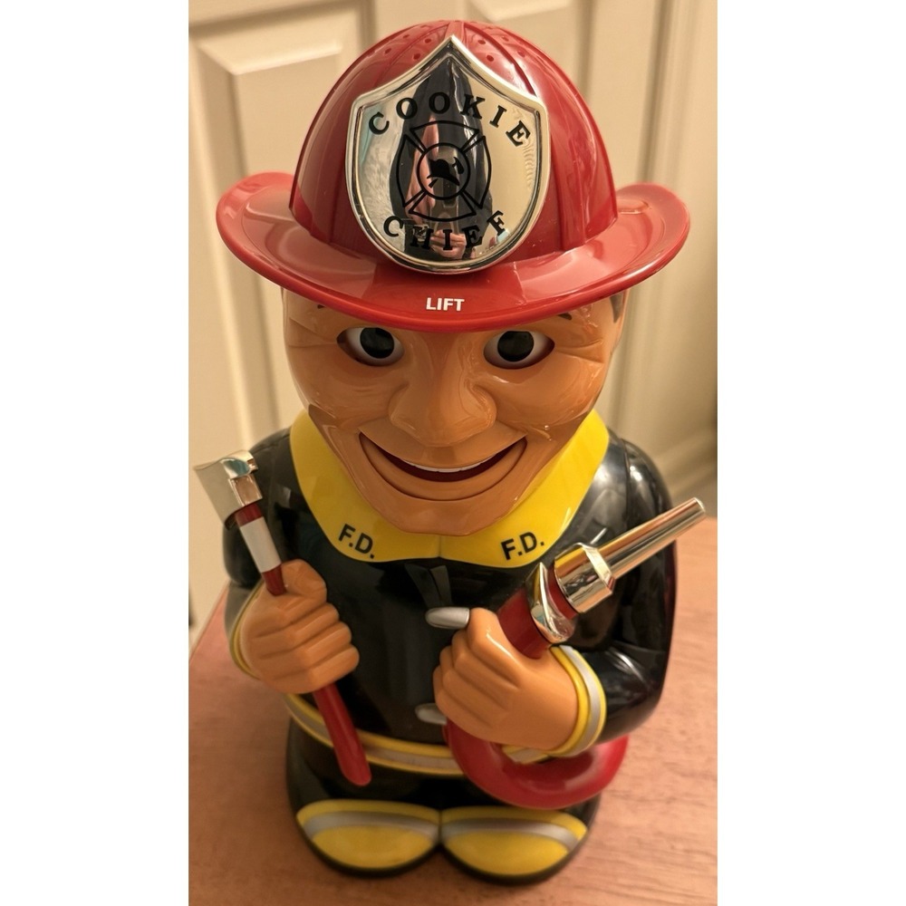 Fireman Talking Cookie Chief Cookie Jar Fire Department Fun-Damental 2002 Tested